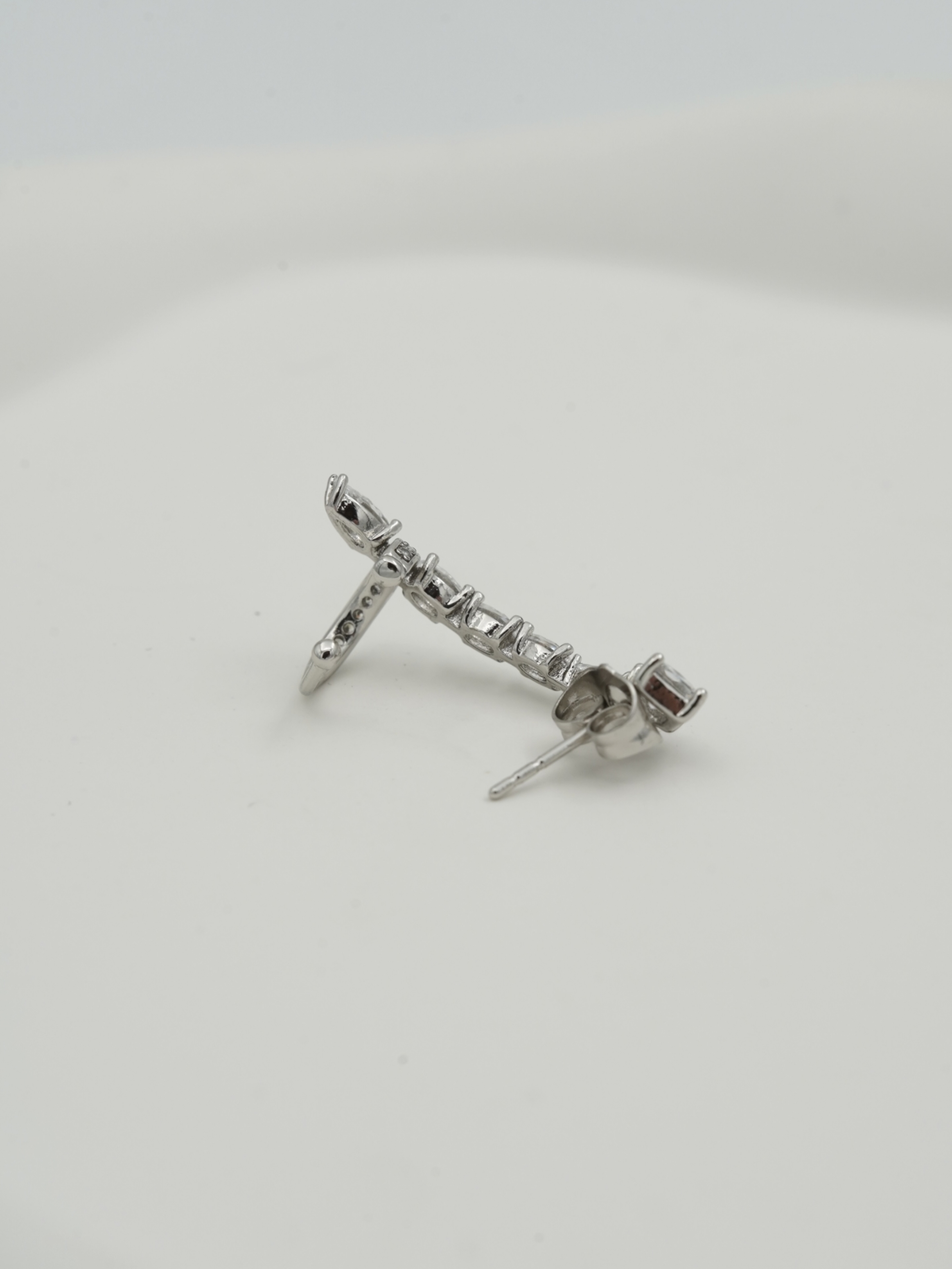 Resim Silver Minimal Taş Detaylı Earcuff Küpe