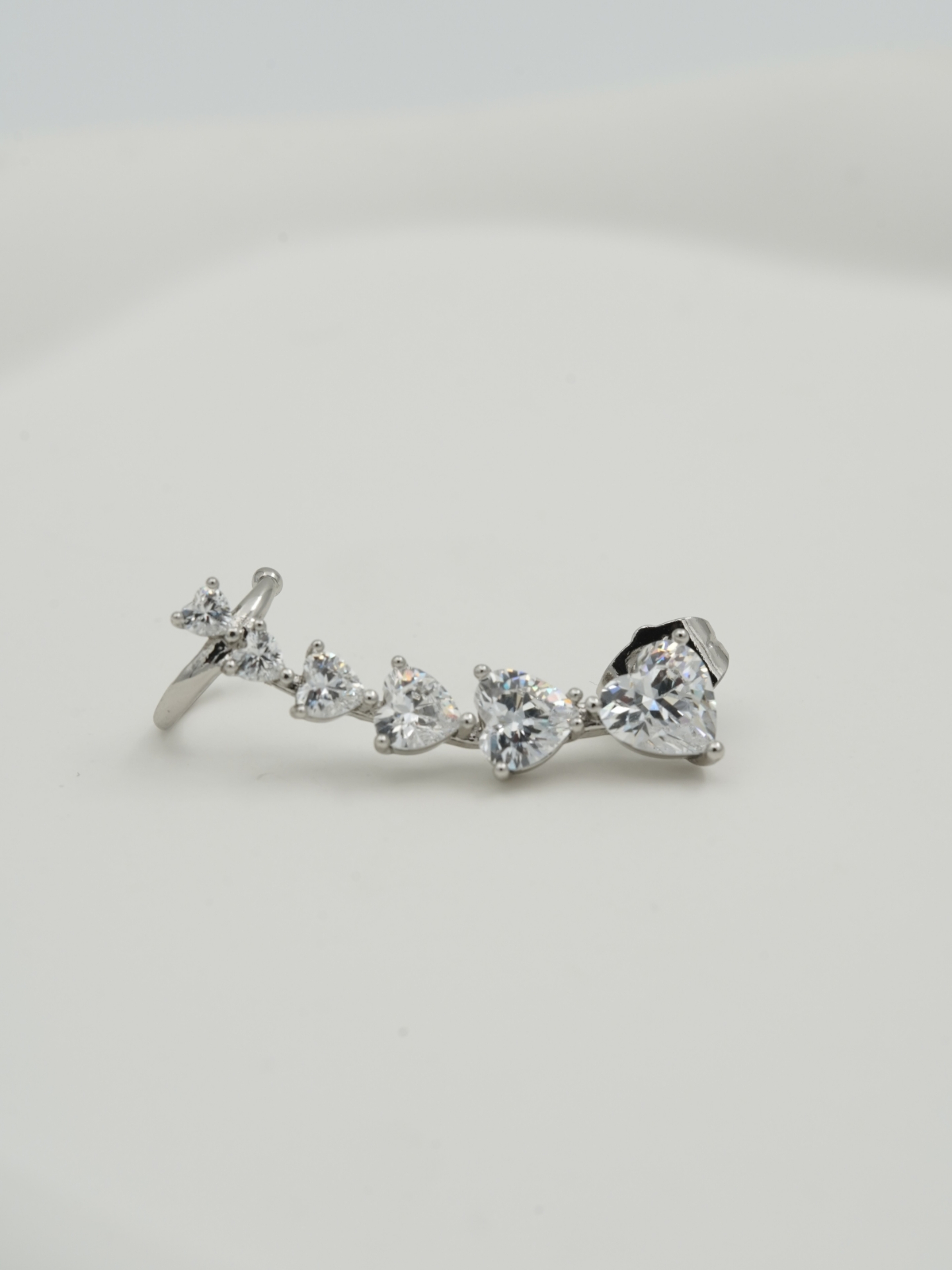Resim Silver Kalp Detaylı Earcuff Küpe