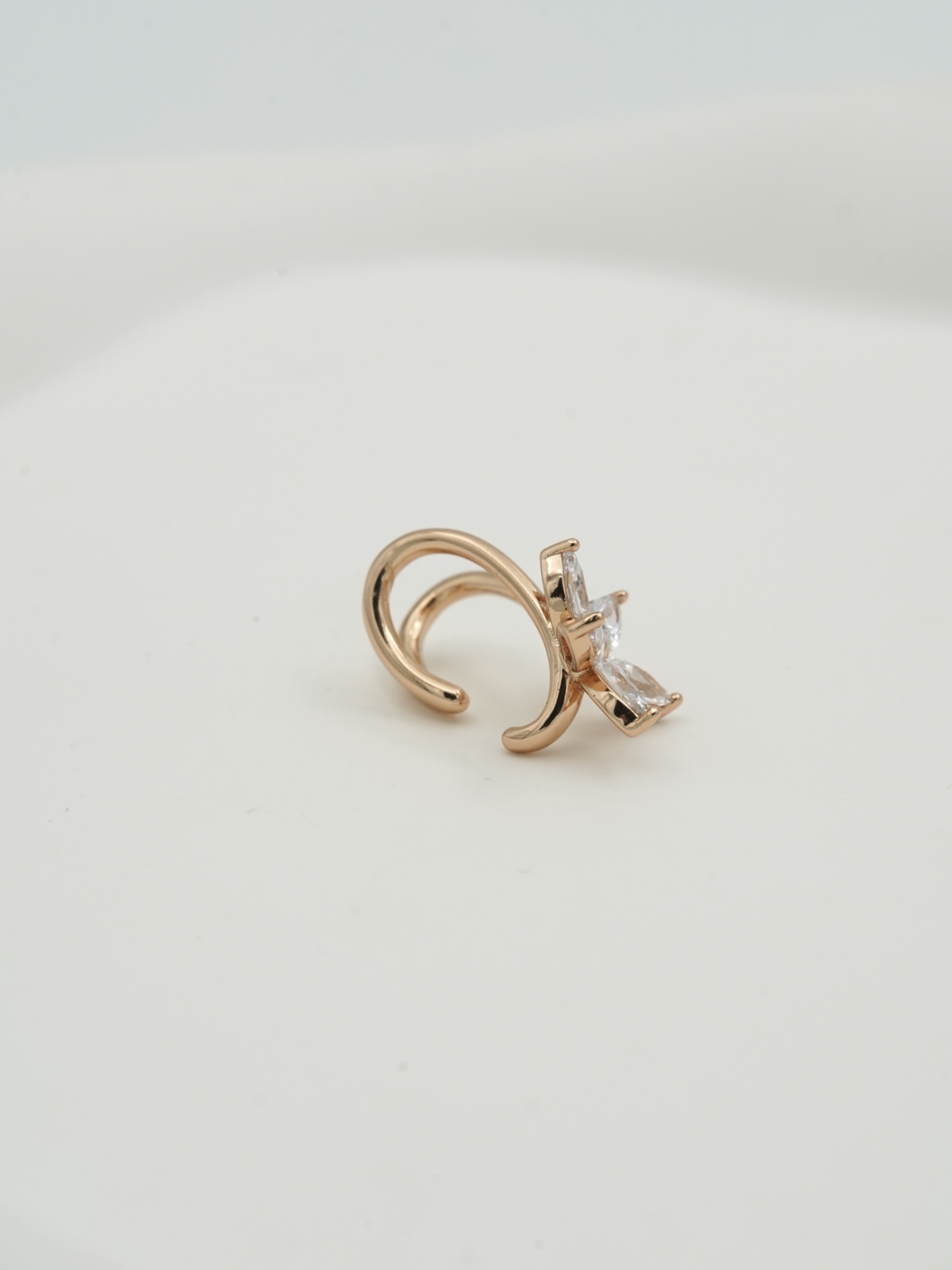 Resim Gold Lotus Taşlı Earcuff Küpe